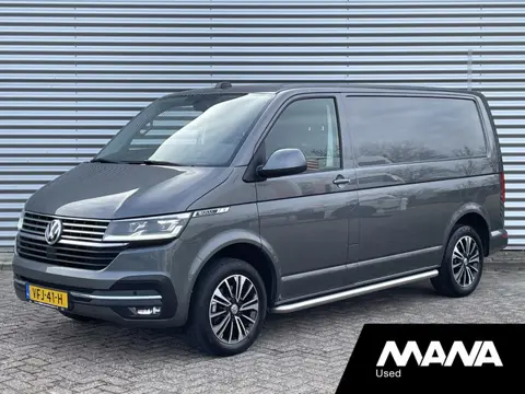 Volkswagen Transporter 2.0TDI 150PK L1H1 BULLI Automaat Leer Trekhaak Camera Adaptive cruise LED