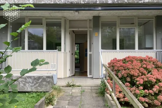 Woning aan de Cliostraat te Rotterdam