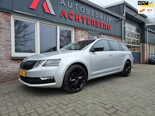 Skoda Octavia Combi 1.0 TSI Greentech Style Business Automaat! Carplay! Camera! Navigatie! Nette/Moo