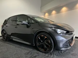 CUPRA Born Copper Edition One 62 kWh SOH 93,9% | In nieuwstaat!!