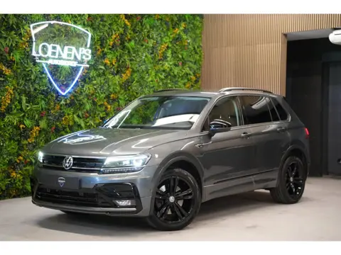 Volkswagen Tiguan 2.0 TSI 4Motion R-Line / Trekhaak / Camera / HUD / CarPlay