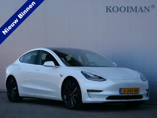 Tesla Model 3 Performance AWD 75 kWh 462 Pk Automaat Navigatie / Camera's / Leer / Pano-dak / 20 inc