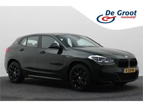 BMW X2 xDrive25e Business Edition Plus M-Kuipstoelen, Head-Up, Leer, Cruise, LED, Bluetooth, Navigat