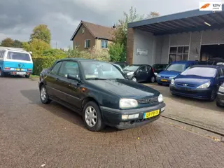 Volkswagen Golf Cabriolet 1.8