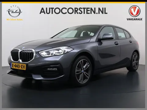 BMW 1-serie 118i Automaat M-Sport Navi Ecc Live cockpit pro Sportstoelen Apple Carplay Android Auto 