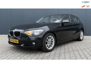 BMW 1-serie 114i Business+ Airco Cruise Nieuw APK 139.000 Km