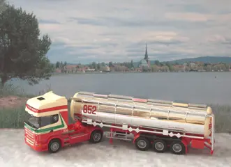 van den Bosch tank Scania 53090
