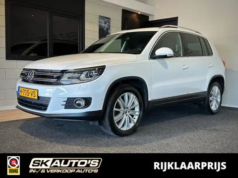 VOLKSWAGEN TIGUAN 1.4 TSI R-LINE ED. l STOELVERW l NAVI l PDC l AF TREKH l AUTOMAAT! l  