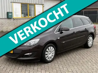 Opel Astra Sports Tourer 1.4 TURBO 140 PK AUT Bj 2014 Design Edition 1e Eig Weinig Km,s 61.846 Ecc N