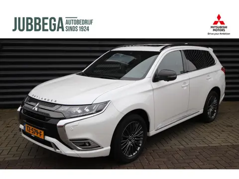 Mitsubishi Outlander 2.4 PHEV S-Edition Adap cruise, Trekhaak, Meest Luxe, NL-Auto