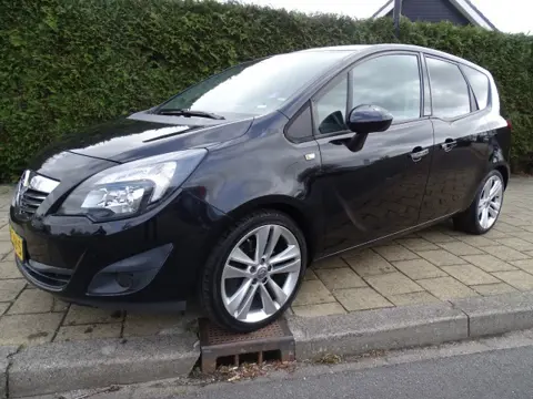 OPEL MERIVA 1.4 Turbo Cosmo-Navi-Trekhaak-