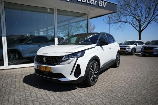 PEUGEOT 3008 1.6 HYBRID4 300 GT- Pano, Camera,Carplay All in prijs