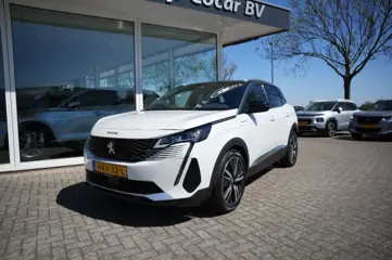PEUGEOT 3008 1.6 HYBRID4 300 GT- Pano, Camera,Carplay All in prijs