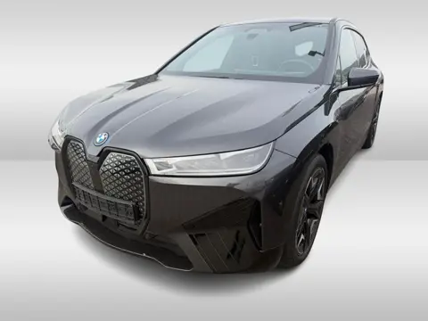 BMW iX xDrive40 M-Sport SKY Edition 77 kWh / Panorama / HarmanKardon / 3D Camera / Trekhaak