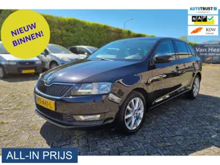 Škoda Rapid Spaceback 1.0 TSI Greentech Drive ✅PANODAK ✅CARPLAY ✅NIEUWE APK