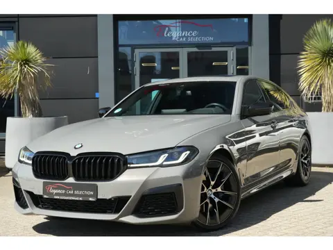 BMW 5 Serie 520i High Executive Edition M Sport 184pk Bowers&Wilkins/Panoramadak/M-Stoelen