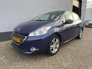 Peugeot 208 1.6 VTi Allure - Stoel VW - Leder - LMV