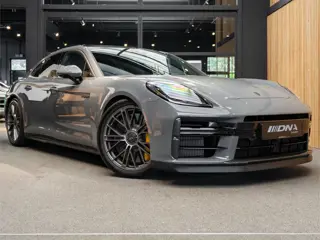 Porsche Panamera Turbo S Carbon Pakket 4.0 Turbo S PCCB E-Hybrid