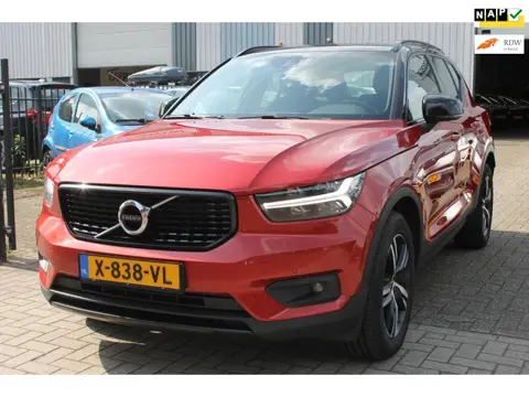 Volvo XC40 1.5 T2 R-Design Leer ACC Keyless Camera Nw.Staat