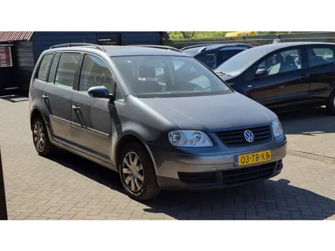 Volkswagen Touran 1.6-16V FSI Business APK 17-4-2027 I Airco I Meeneemprijs I Export