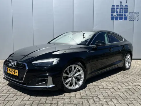 Audi A5 Sportback 45 TFSI 245 pk Quattro Sport Automaat Trekhaak Led Matrix koplampen Standkachel St