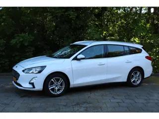 Ford FOCUS Wagon 1.5 EcoBlue Trend Edition Business Plaat van een auto!