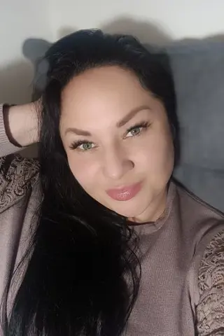 Iets te volle moeder zoekt s-e-k-s