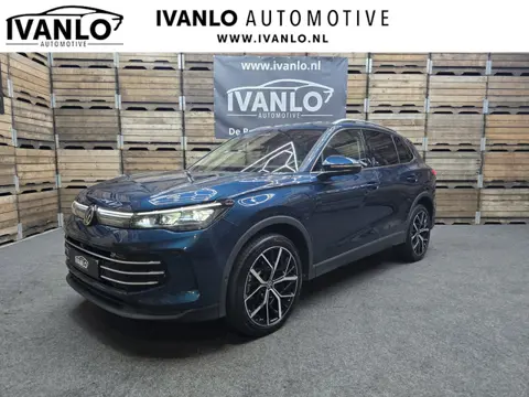 Volkswagen TIGUAN 1.5 eHybrid Elegance IQ LIght Panorama 360 Trekhaak 20"LM