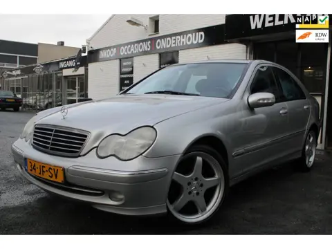 Mercedes-Benz C-klasse 180 Elegance / AUTOMAAT / Airco / CruiseControl / Elec ramen | zo meeneemprij