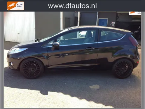 Ford Fiesta 1.25 Titanium airco el ramen apk sportvelgen