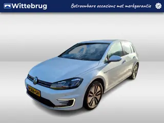 Volkswagen e-Golf E-DITION / SOH 92%/ AUTOMAAT/ NAVI/ PARK. SENSOREN + CAMERA/ DIGITAL DASH/ CLIMATE