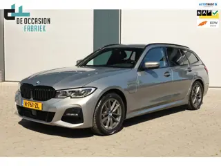 BMW 3-serie Touring 320e Business Edition Plus Carplay Trekhaak Sportstoel
