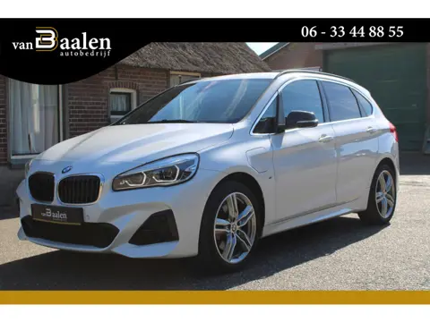 BMW 2 Serie Active Tourer 225xe PHEV High Exe SOh 90.6% M-SPORT LEER LED NAVI 36000KM!!!