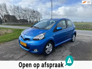 Toyota Aygo 1.0-12V Dynamic Blue automaat 5DRS AIRCO