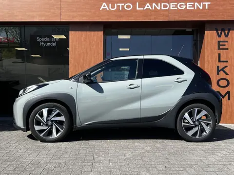 Toyota Aygo X 1.0 VVT-i S-CVT Envy Automaat| Camera | Android Auto/ Carplay | LM | Adaptieve Cruise 