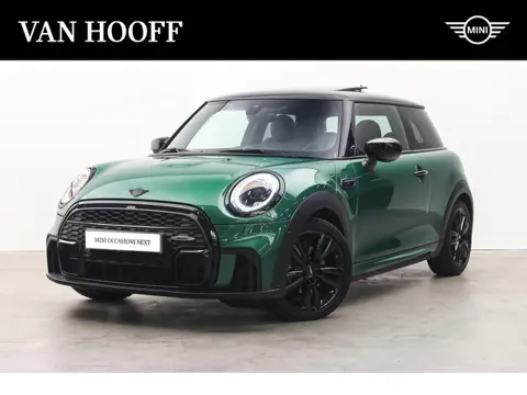 MINI Hatchback Cooper Rockingham GT JCW Automaat / Panoramadak / Sportstoelen / Achteruitrijcamera /
