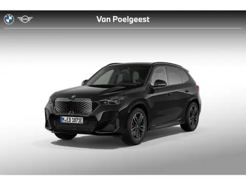 BMW iX1 eDrive20 67 kWh M Sport Edition | M Sportpakket Pro | Innovation Pack | Travel Pack | Trekha