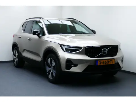 Volvo XC40 1.5 T5 Plug-in hybrid Ultimate Bright Bj2023 19.000km. Haak 1800kg
