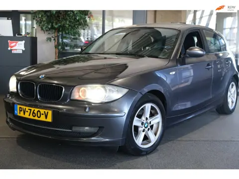 BMW 1-serie 118i AUT Cruise Pdc Xenon MF-Stuur Stoelverwarming