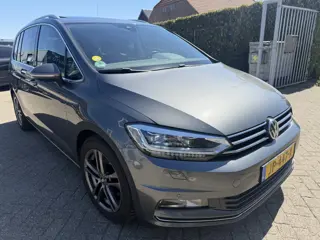 Volkswagen Touran 2.0 TDI SCR Highline (bj 2016)