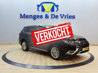Mitsubishi Outlander 2.4 PHEV Intense+ Airco ECC | Panorama | 360 Camera | Apple Carplay | Cruise Co