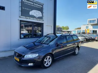Volvo V70 2.0 D4 Inscription Edition leer navi clima