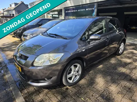 Toyota Auris 1.6-16V Sol Business | AUTOMAAT | 12MND GARANTIE | NAVI | LMV |