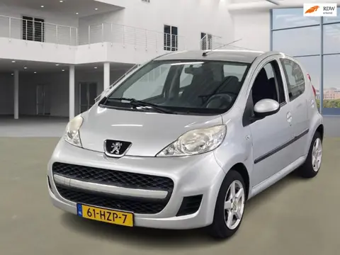 Peugeot 107 1.0-12V Sublime NIEUWE APK AIRCO ELEKTRISCHE RAMEN NAP