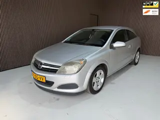 Opel Astra GTC 1.4 Edition Volledig onderhouden.