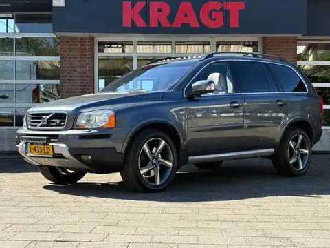 Volvo XC90 Executive 4.4 V8 - leder - 7 pers. - schuifdak - YOUNGTIMER