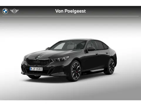 BMW 5 Serie Sedan 550e xDrive | M Sportpakket Pro | Innovation Pack | Travel Pack | Comfort Pack | T