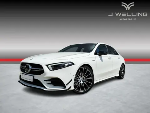 Mercedes-Benz A-klasse AMG 35 4MATIC Aero / Burmester / Schaalstoelen