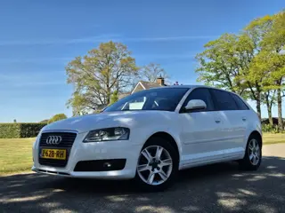 Audi A3 Sportback 1.6 TDI Amb. AUTOMAAT (bj 2010)