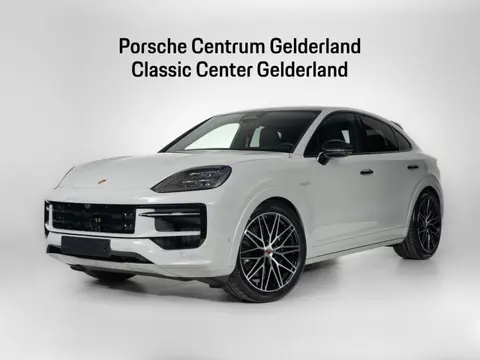 Porsche Cayenne Coupé E-Hybrid Black Edition